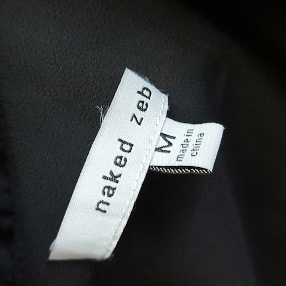 Naked Zebra black high neck sleeveless blouse with ruffle detail at neck medium - Picture 7 of 7